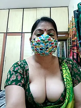 Snapshot of Ratna-777 chatting on 10/08/25, 06:16 Ratna-777 online show from 10/08/25, 06:16