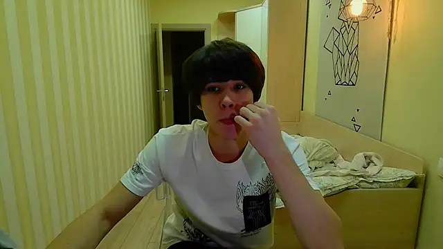 gayGamogey online show from 12/18/25, 04:57