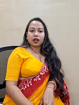 DREAM GIRL-30 online show from 02/15/26, 06:04