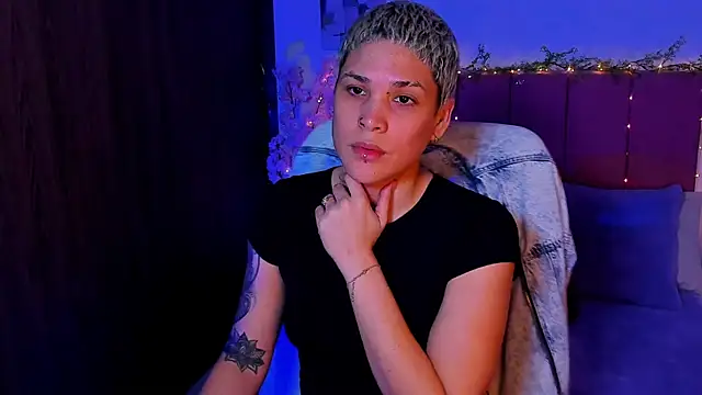 Charlee pink online show from 10/15/25, 06:52