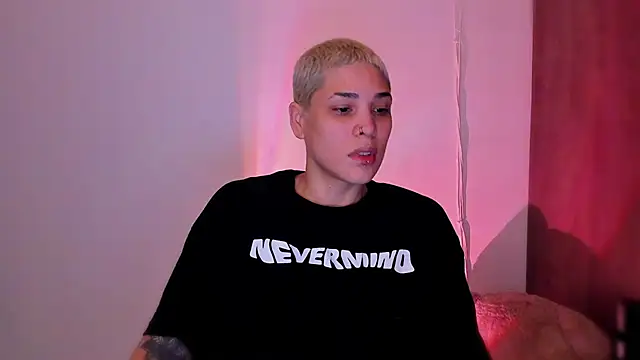 Charlee pink online show from 02/01/26, 06:06