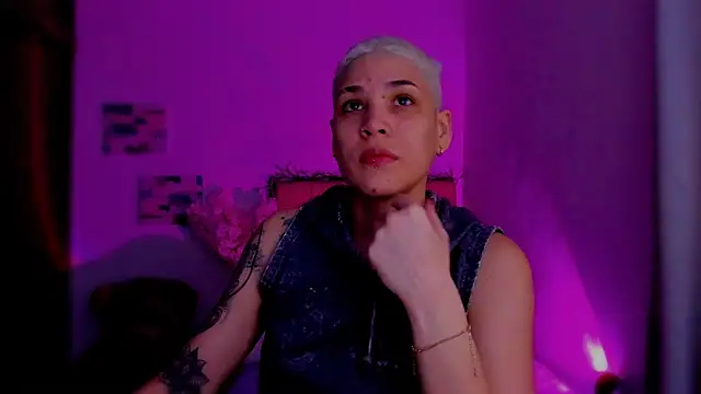 Charlee pink online show from 02/28/26, 03:24