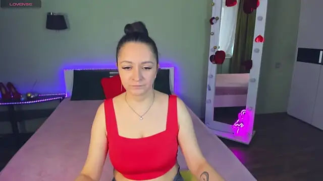 AngellLika online show from 10/04/25, 12:58