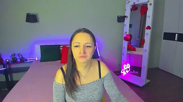 AngellLika online show from 02/06/26, 06:44