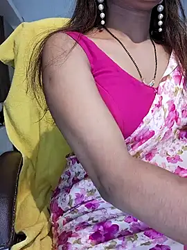 Snapshot of Cute-Tara chatting on 01/16/25, 06:35 Cute-Tara online show from 01/16/25, 06:35