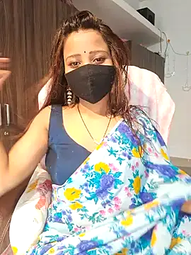 Snapshot of Cute-Tara chatting on 01/28/25, 06:27 Cute-Tara online show from 01/28/25, 06:27