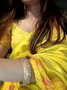 Snapshot of Cute-Tara chatting on 02/15/25, 04:01 Cute-Tara online show from 02/15/25, 04:01
