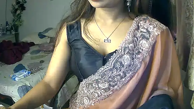 Snapshot of Cute-Tara chatting on 03/19/25, 04:36 Cute-Tara online show from 03/19/25, 04:36