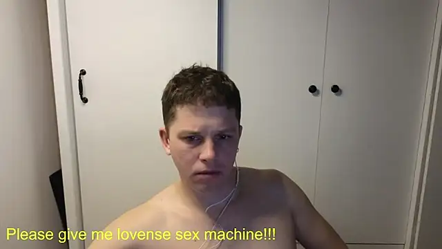 BigL0ve online show from 04/16/26, 02:40