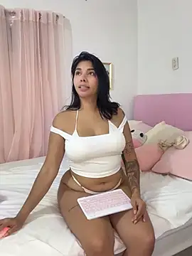 LucyMartelli online show from 05/21/26, 11:39
