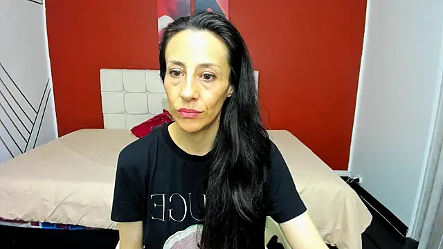 Abrillee1 online show from 12/29/24, 11:18