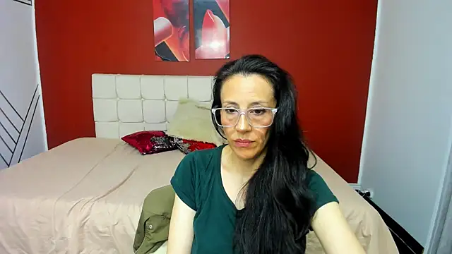 Abrillee1 online show from 01/17/25, 10:45