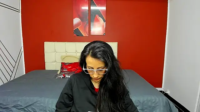 Abrillee1 online show from 02/13/25, 10:43