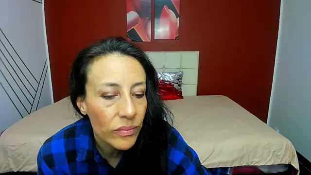 Abrillee1 online show from 02/18/25, 10:47