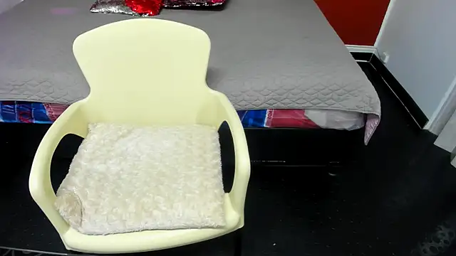 Abrillee1 online show from 02/27/25, 07:47