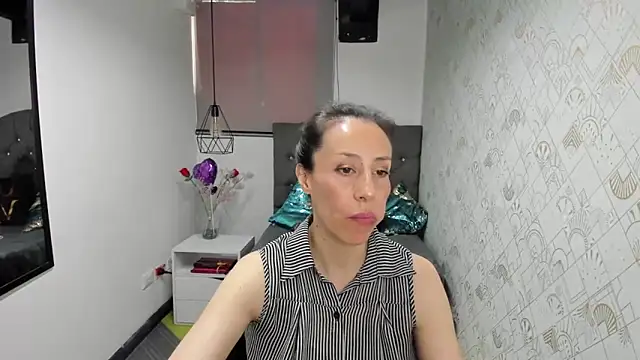 Abrillee1 online show from 03/22/25, 02:58