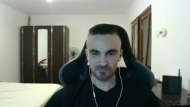 mu5clemania2 online show from 11/24/25, 05:56