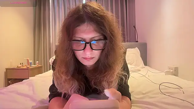 Alice Pinkhead online show from 04/20/26, 09:12