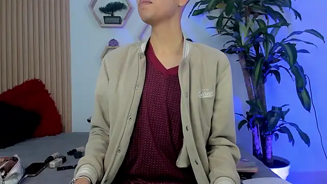 BrianaSchafer online show from 03/09/26, 04:00