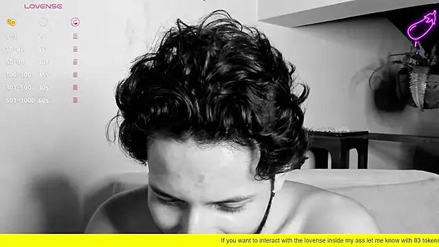 Nicholasrodrii online show from 02/14/25, 04:26