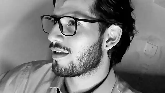 Nicholasrodrii online show from 03/01/25, 03:21