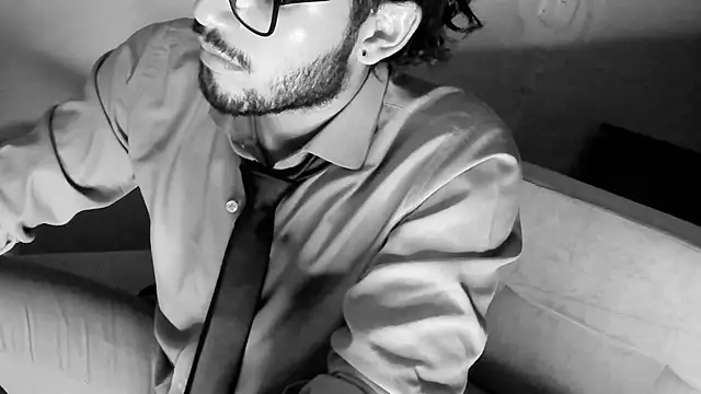 Nicholasrodrii online show from 03/02/25, 04:17