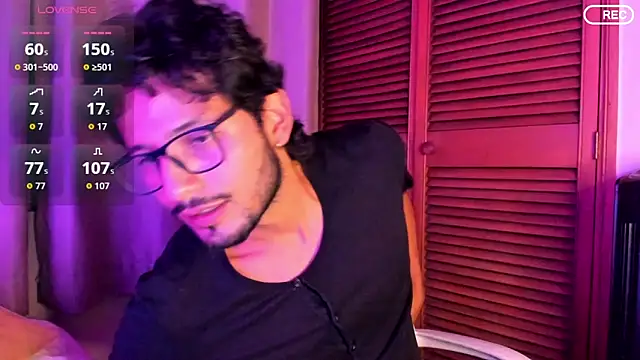 Nicholasrodrii online show from 10/05/25, 10:40