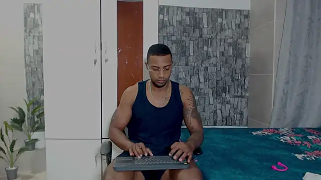 Snapshot of Joseephjackson chatting on 02/01/25, 03:07 Joseephjackson online show from 02/01/25, 03:07