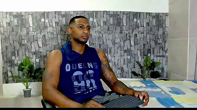 Snapshot of Joseephjackson chatting on 03/19/25, 02:13 Joseephjackson online show from 03/19/25, 02:13
