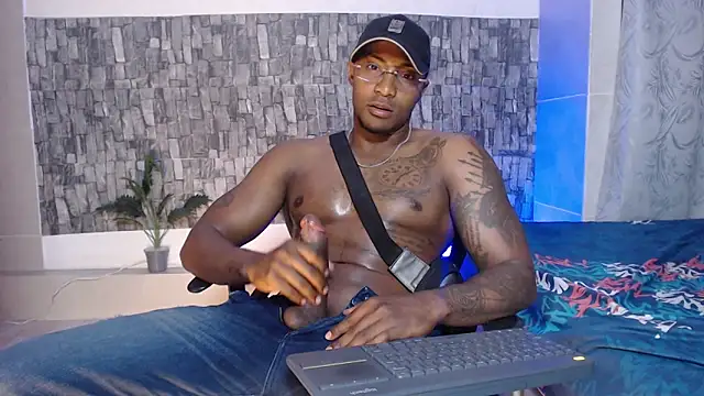 Snapshot of Joseephjackson chatting on 10/15/25, 05:24 Joseephjackson online show from 10/15/25, 05:24