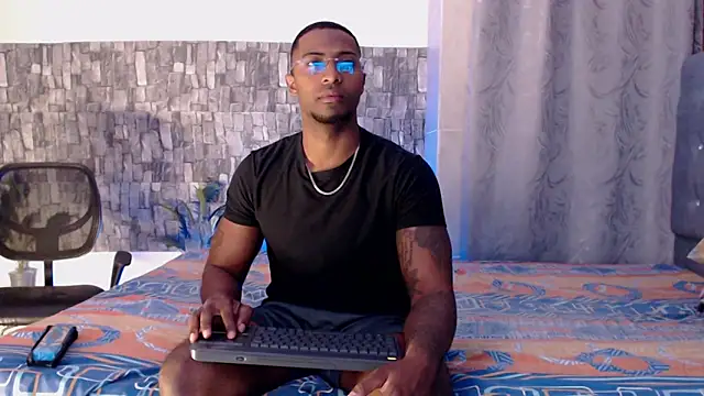 Snapshot of Joseephjackson chatting on 10/25/25, 03:07 Joseephjackson online show from 10/25/25, 03:07