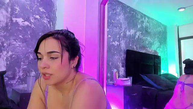 brianaGuzman online show from 01/10/25, 03:58