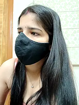 Snapshot of aaliya_bhattt chatting on 02/01/25, 03:30 aaliya bhattt online show from 02/01/25, 03:30