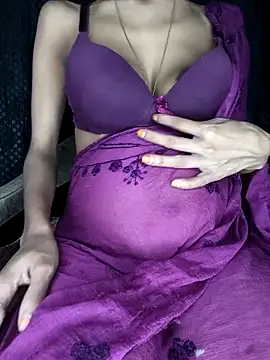 Snapshot of baby_soni78690 chatting on 09/18/25, 06:54 baby soni78690 online show from 09/18/25, 06:54