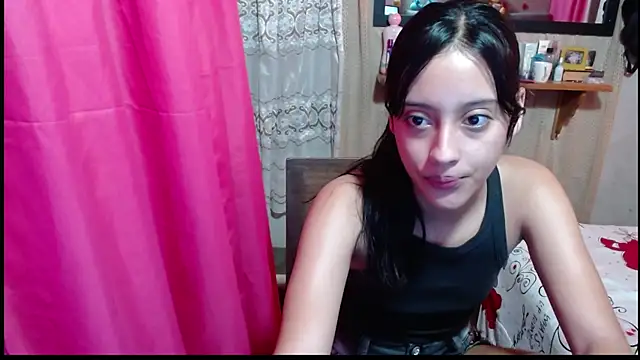 Snapshot of Lunawillis chatting on 07/10/26, 10:34 Lunawillis online show from 07/10/26, 10:34