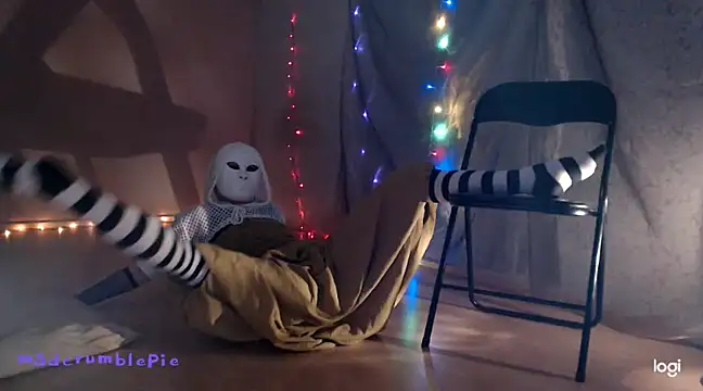 madcrumblepie online show from 01/19/25, 08:30