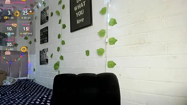 katt  black   online show from 12/19/25, 09:44