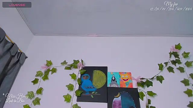 Snapshot of Mxss_Honey chatting on 09/28/25, 09:47 Mxss Honey online show from 09/28/25, 09:47
