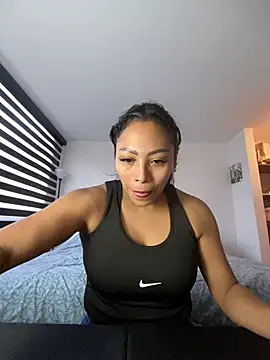 Snapshot of CindyWilliams_ chatting on 02/18/25, 10:36 CindyWilliams online show from 02/18/25, 10:36