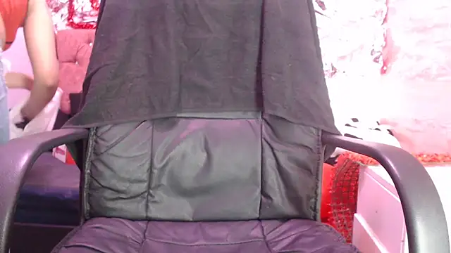 lily jamesx online show from 03/03/26, 05:30