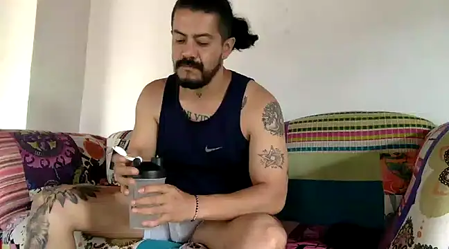 AndresSmith   online show from 03/06/25, 04:49