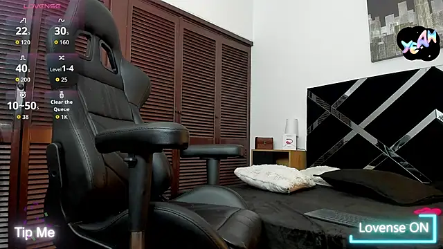 nakedfoam1 online show from 04/27/26, 09:40
