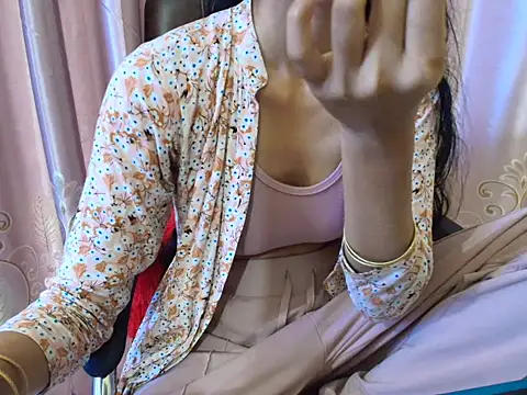 Srabontii online show from 10/19/25, 06:47