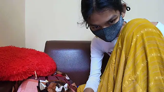 Srabontii online show from 11/20/25, 09:31