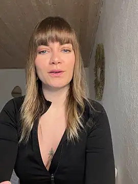 Milla  one online show from 02/12/25, 08:38