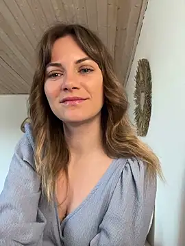 Milla  one online show from 02/19/25, 08:12