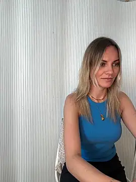 Snapshot of Milla__one chatting on 05/08/26, 08:30 Milla one online show from 05/08/26, 08:30