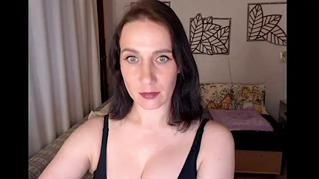 Snapshot of pepper_milf chatting on 06/21/26, 05:26 pepper milf online show from 06/21/26, 05:26