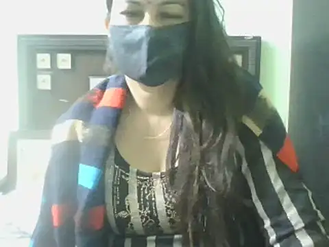 couplesuni online show from 02/05/25, 05:09