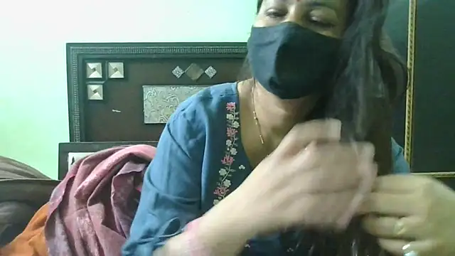 couplesuni online show from 03/03/25, 05:42